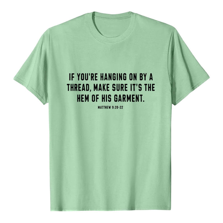 Christianartworkshop Wenn du am seidenen Faden hängst (Matthäus 9,22) Vorderseite: Hirte und Schafe ziehen zurück Premium Kurzarm-T-Shirt - image 22
