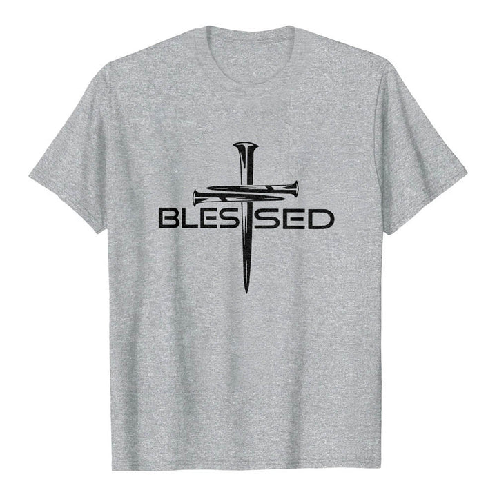 Christianartworkshop Gesegnetes Drei-Nägel-Kreuz, geteilt, fetter Blockdruck auf der Vorderseite, Premium-Kurzarm-T-Shirt - Grau - 2XL - image 15