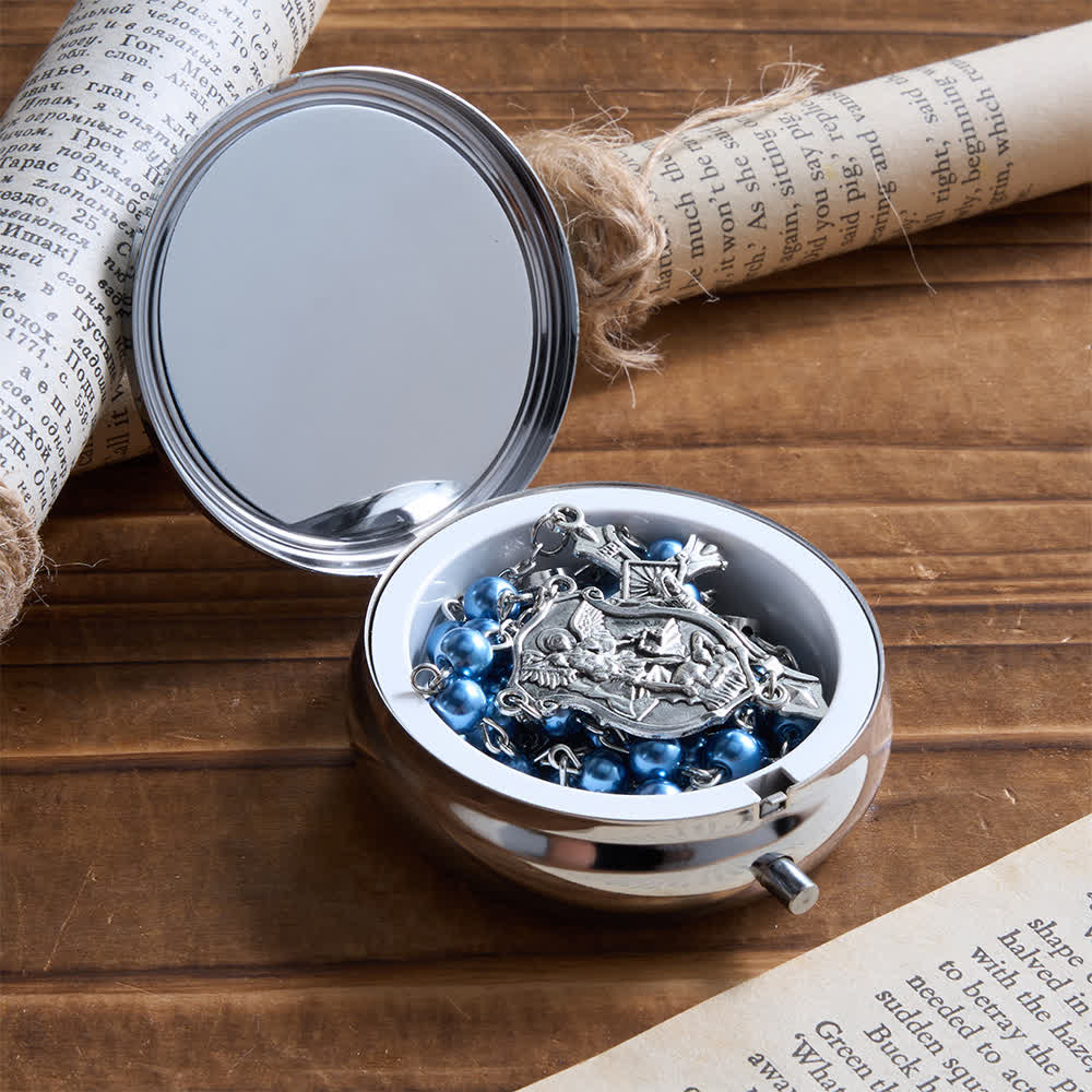 Rosenkranz aus Silber oder Blau von Christianartworkshop mit antiker silberner Erzengelmedaille und passender gravierter runder Schachtel - image 6