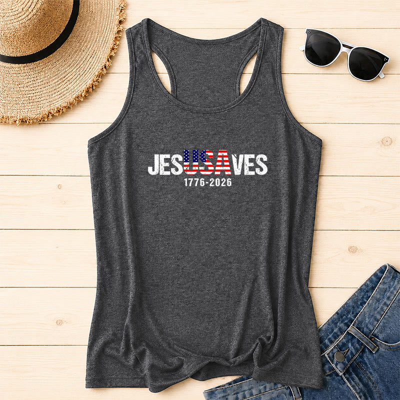 Christianartworkshop JESUSAVES Kombinierter Buchstabe Amerikanische Flagge Füllung Distressed Block Schriftart 1776-2026 Untertext Front Print Racerback Tank Top - Grau - 2XL - image 18