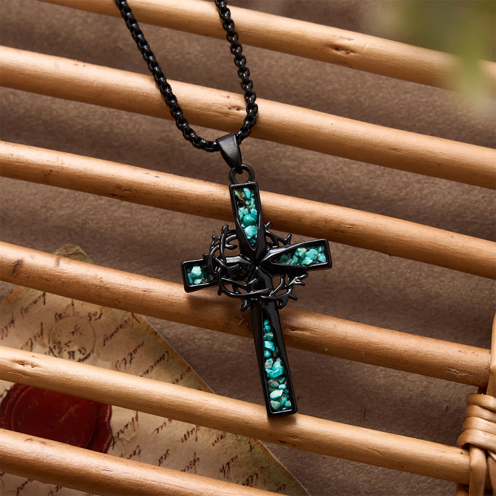 Christianartworkshop Dornenkreuz-Halskette aus westlich-böhmischem, mit zerstoßenem Türkis besetztem Metall: Zeitloses Symbol sanfter himmlischer Fürsorge - image 4