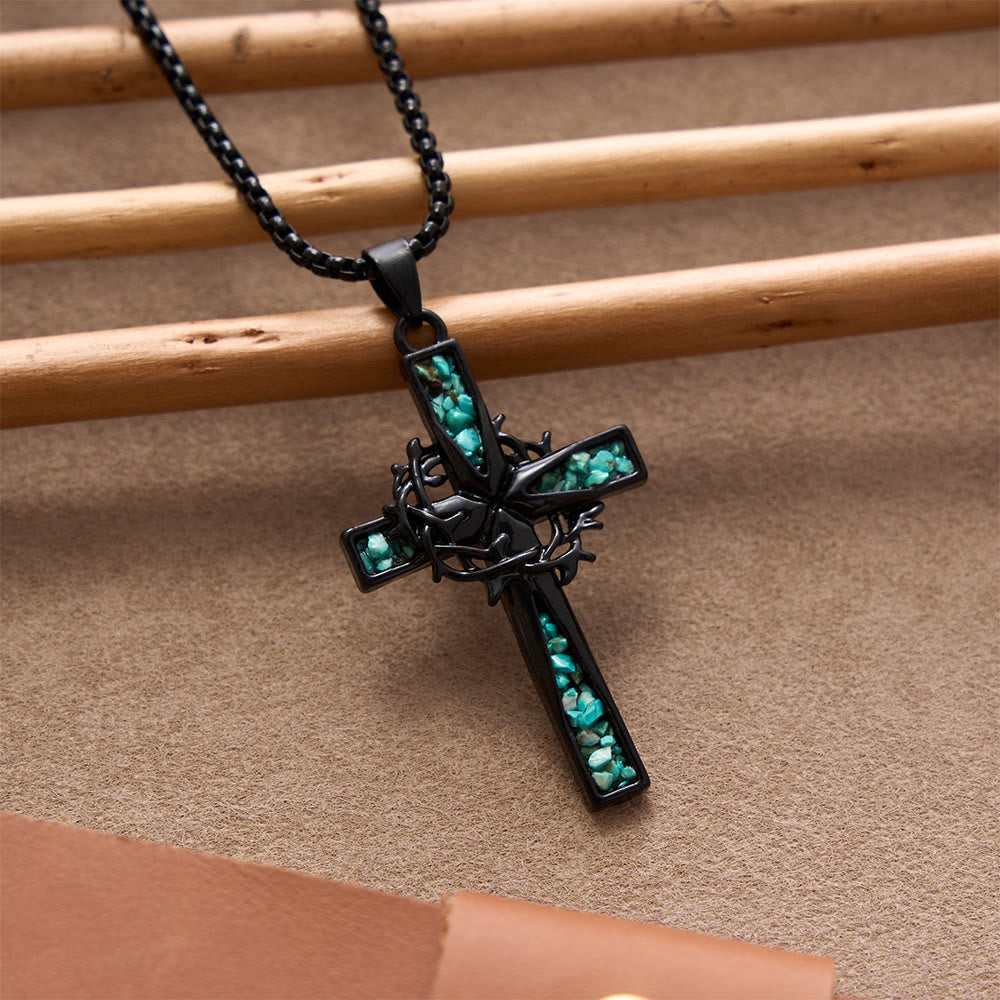 Christianartworkshop Dornenkreuz-Halskette aus westlich-böhmischem, mit zerstoßenem Türkis besetztem Metall: Zeitloses Symbol sanfter himmlischer Fürsorge - image 2