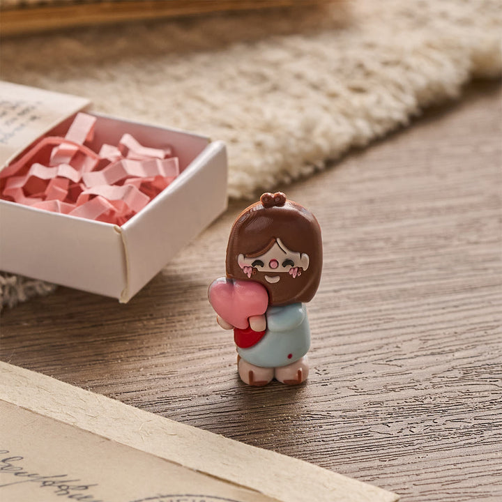 Christianartworkshop Mini-Jesus-Figur mit Om-Herz, 3er-Pack, Bibelvers „Jesus liebt dich“, Andachtskarte, Geschenkset: Ein Symbol göttlicher Freude und des Glaubens - image 6