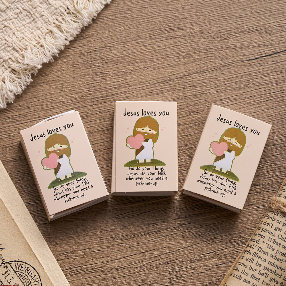Christianartworkshop Mini-Jesus-Figur mit Om-Herz, 3er-Pack, Bibelvers „Jesus liebt dich“, Andachtskarte, Geschenkset: Ein Symbol göttlicher Freude und des Glaubens - image 2