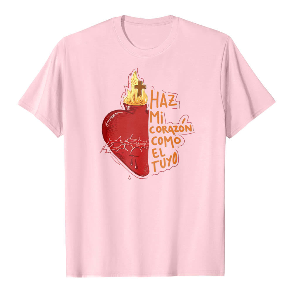 Christianartworkshop Heilige Dornenwunde, Flamme, Kreuz, Herz – Spanischer Andachtsspruch – Klassisches T-Shirt mit Frontdruck - Rosa - 2XL - image 16