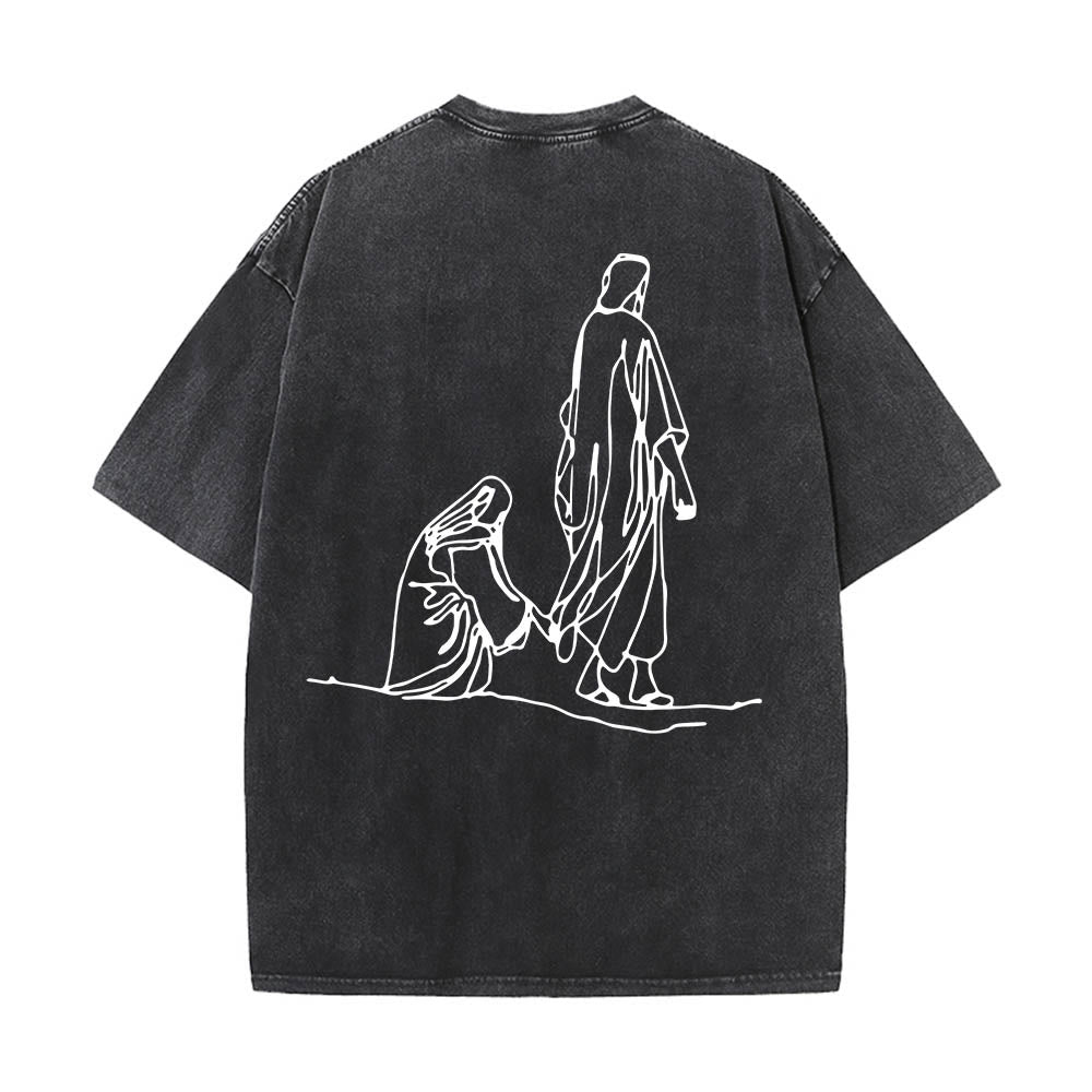 Christianartworkshop Matthäus 9,20–22: Glaubenszitat, Vorderseite: Blutende Frau berührt Christus, Gewand, Strichzeichnung, Rückseite: Aufdruck, gewaschenes T-Shirt - image 11