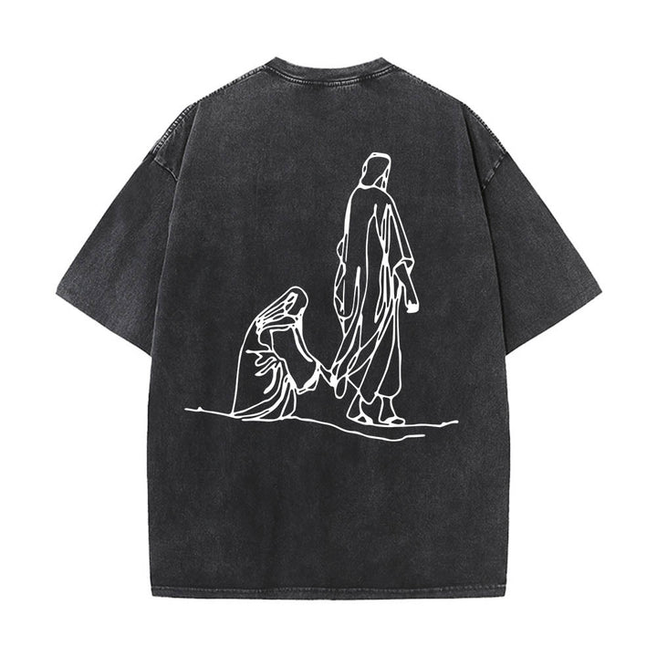 Christianartworkshop Matthäus 9,20–22: Glaubenszitat, Vorderseite: Blutende Frau berührt Christus, Gewand, Strichzeichnung, Rückseite: Aufdruck, gewaschenes T-Shirt - image 11