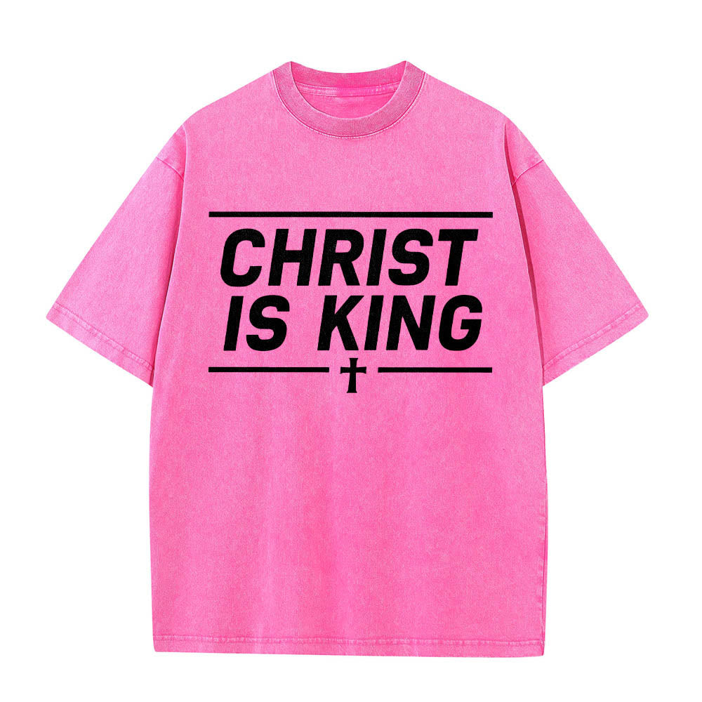 Christianartworkshop Doppelt horizontale Linien umrahmt, mit zentriertem Kreuz und Christus-ist-König-Motiv, auf der Vorderseite bedruckt, gewaschenes T-Shirt - Rosa - 5XL - image 14