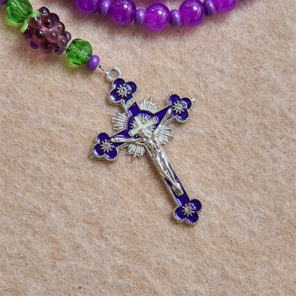 Christianartworkshop Rosenkranz aus traubenförmigen Glasperlen mit emailliertem Kruzifix: Symbol des eucharistischen himmlischen Segens - image 7