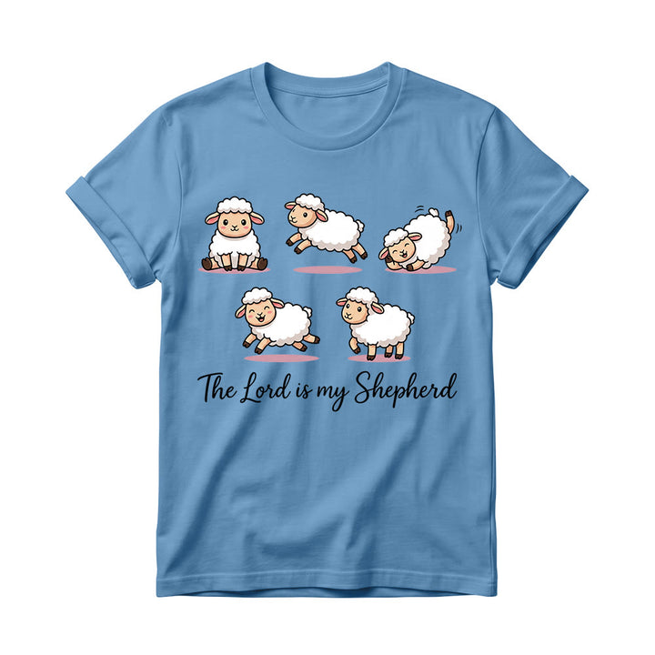 Christianartworkshop Zeitloses T-Shirt mit Psalm-23-Motiv, Cartoon-Schaf und geschwungenem Bibelvers – Damen-Rundhalsausschnitt - Blau - 4XL - image 10