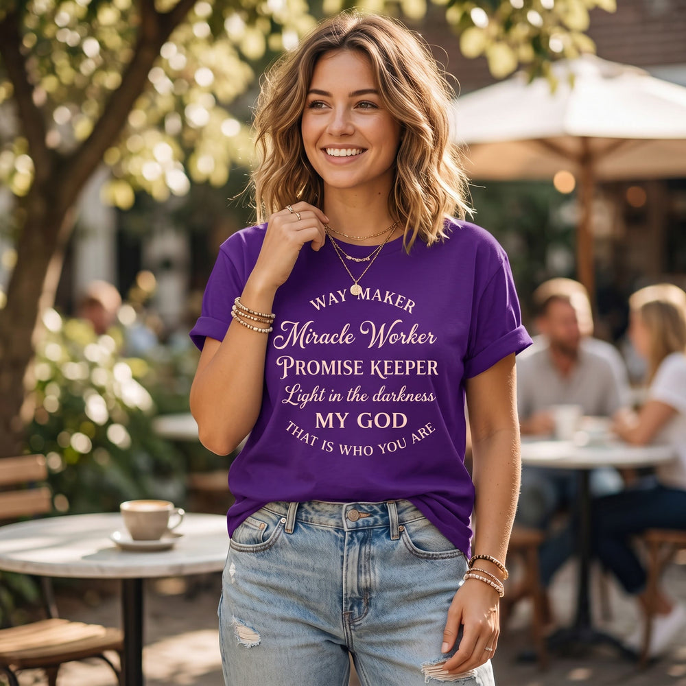 Christianartworkshop Arc Arranged Way Maker Miracle Worker Vintage Curly Script Damen-T-Shirt mit Rundhalsausschnitt - image 1