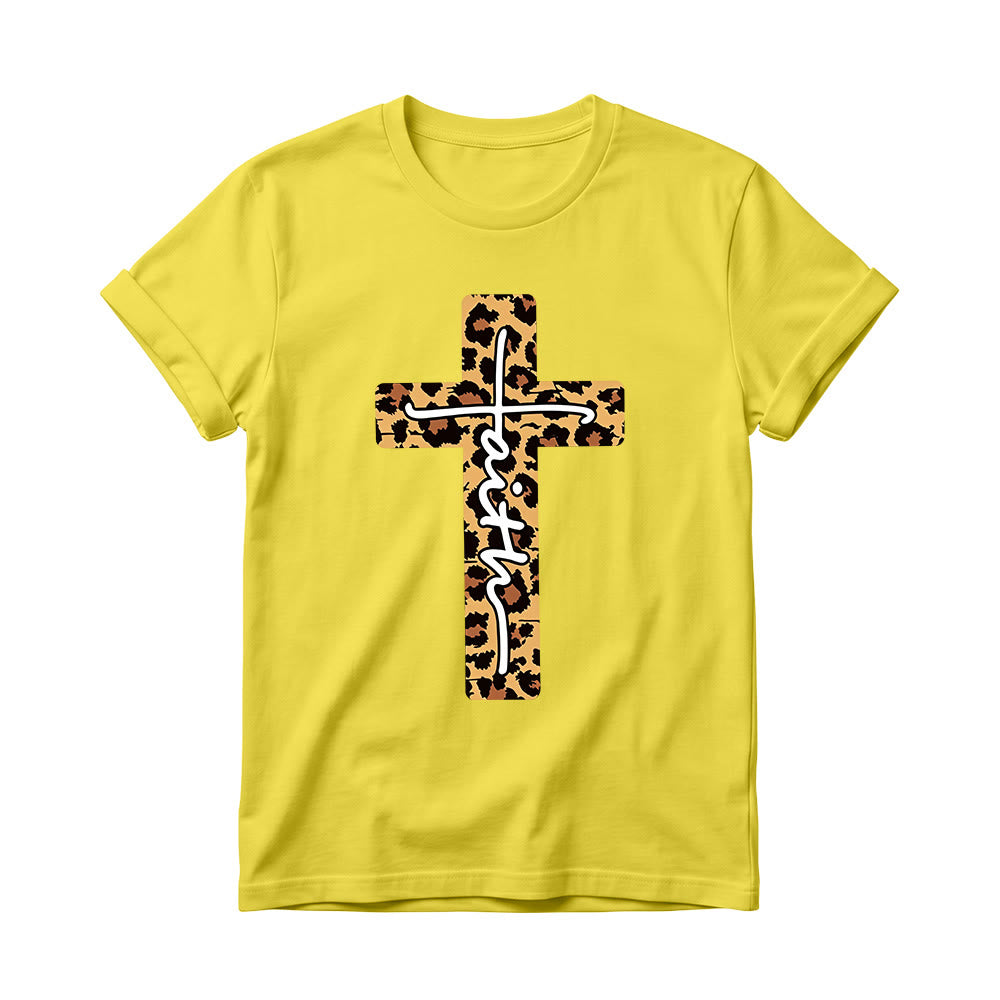 Christianartworkshop Leopardenmuster-T-Shirt mit handgeschriebenem Buchstaben „Glaube“ und vertikalem Kreuz – Damen-Rundhals-Shirt - Gelb - 4XL - image 0