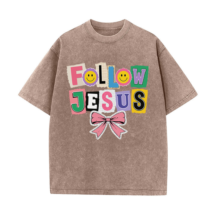 Christianartworkshop Scrapbook-Brief „Folge Jesus“ Smiley-Verzierung Schleifenornament Gewaschenes T-Shirt - Braun - 5XL - image 3