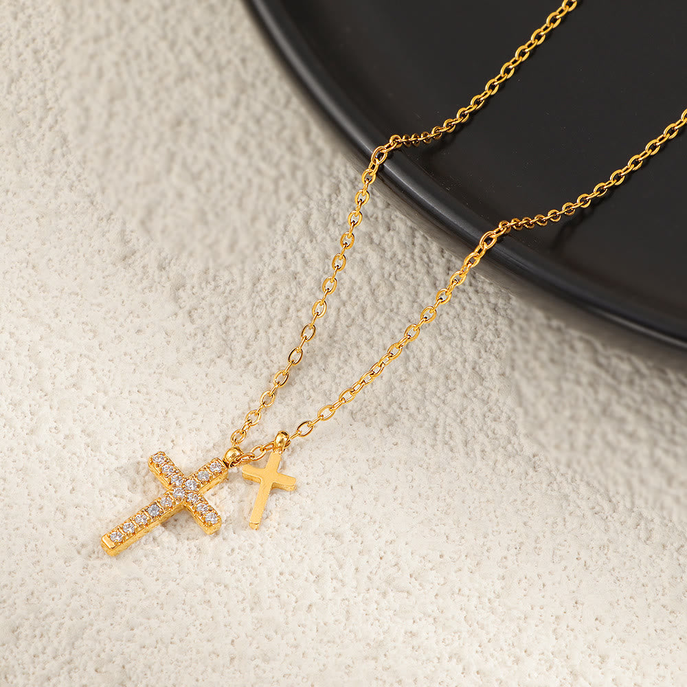 Christianartworkshop Doppellagige Mini-Kreuz-Anhänger-Halskette: Zeitloses Symbol sanfter himmlischer Fürsorge - Golden - image 2