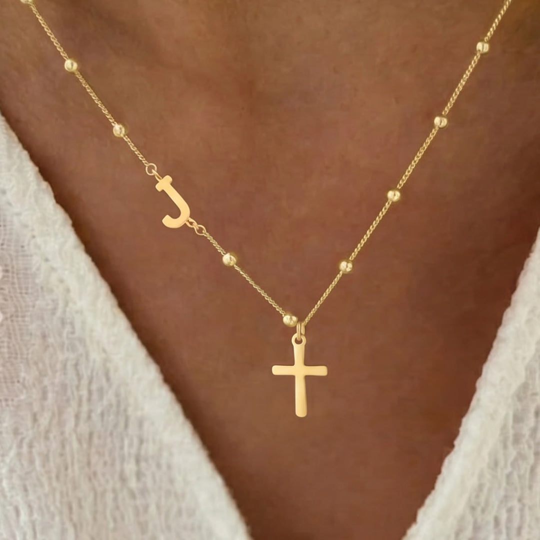 Christianartworkshop Personalisierte Halskette mit Kreuzanhänger und Initialen von A bis Z: Zeitloses Symbol sanfter himmlischer Fürsorge - Golden - J - image 10
