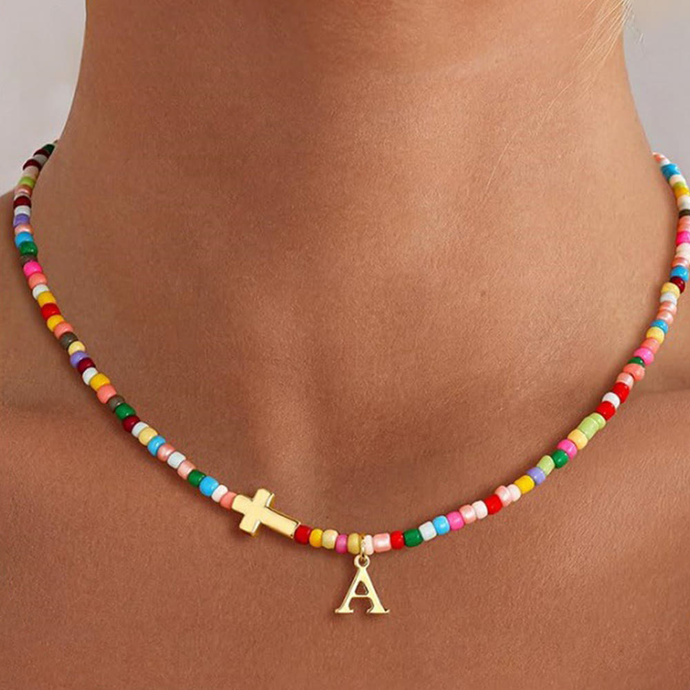 Christianartworkshop Personalisierte Halskette mit Buchstabenkreuz-Anhänger und leuchtenden Perlen: Zeitloses Symbol sanfter himmlischer Fürsorge - A - image 0