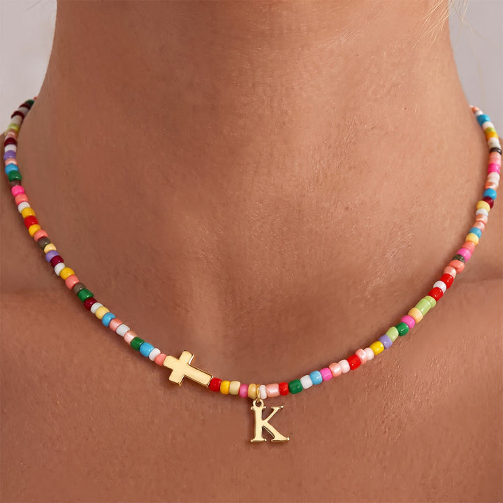Christianartworkshop Personalisierte Halskette mit Buchstabenkreuz-Anhänger und leuchtenden Perlen: Zeitloses Symbol sanfter himmlischer Fürsorge - K - image 12