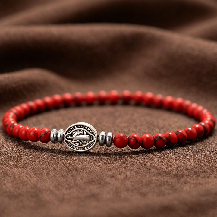 Christianartworkshop Armband mit der Medaille des Heiligen Benedikt aus Naturstein, einzeln dehnbar und stapelbar: Zeitloses Symbol sanfter himmlischer Fürsorge - Roter Howlith - image 6