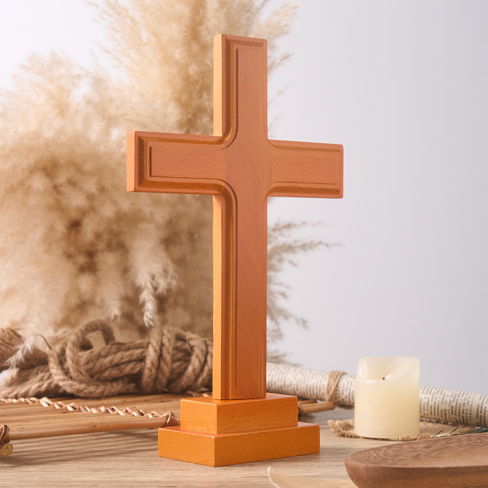Christianartworkshop Tischdekoration in Form eines Holzkreuzes mit Sockel: Ein subtiles Zeichen spiritueller Gelassenheit - image 1
