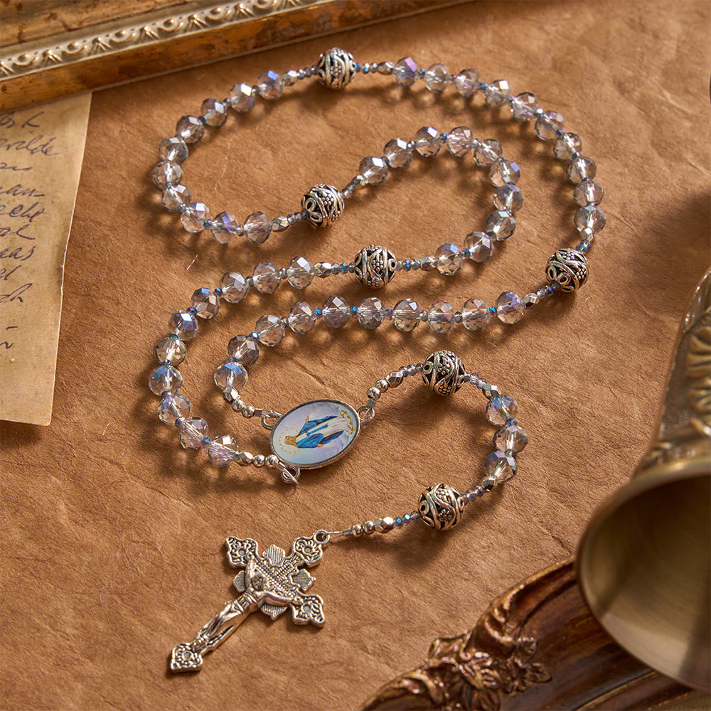 Christianartworkshop Schimmernder Rosenkranz aus facettiertem Glas mit Vintage-Silber-Zwischenstücken und Marien-Emaille-Medaillon - Schimmernde Perlen Rosenkranz Unserer Lieben Frau - image 0