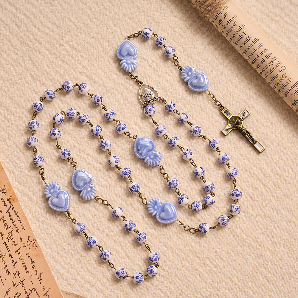 Christianartworkshop Rosenkranz aus Porzellan mit floralem Dekor und emailliertem Kruzifix - image 2