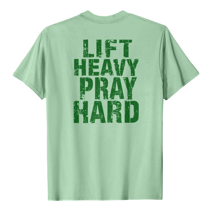 Christianartworkshop Klassisches T-Shirt mit doppelseitigem Aufdruck „Lift Heavy Pray Hard“ und Used-Look - Hellgrün - 2XL - image 24