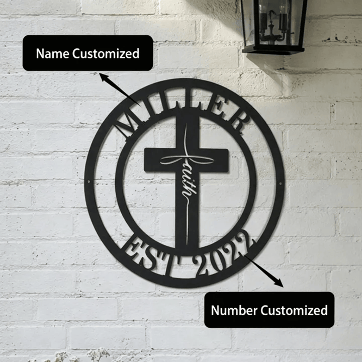 Christianartworkshop Personalisierter runder Metall-Wanddekor mit Namen und Jahreszahl: Symbol der gemeinsamen Gnade der Familie - image 0