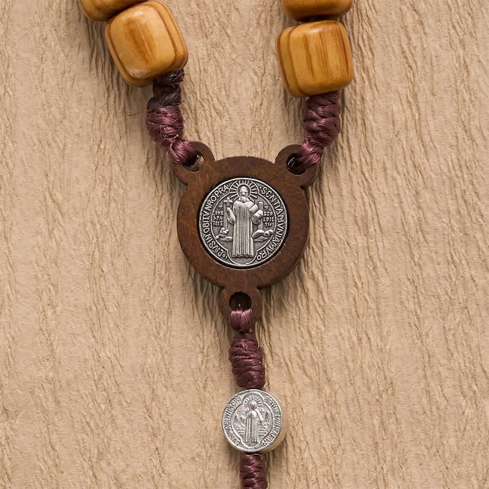 Christianartworkshop Rosenkranz aus naturbelassenem Fassholz mit geknoteter Kordel und Mini-Medaillons des Heiligen Benedikt - image 4