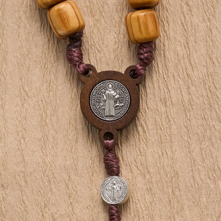 Christianartworkshop Rosenkranz aus naturbelassenem Fassholz mit geknoteter Kordel und Mini-Medaillons des Heiligen Benedikt - image 4