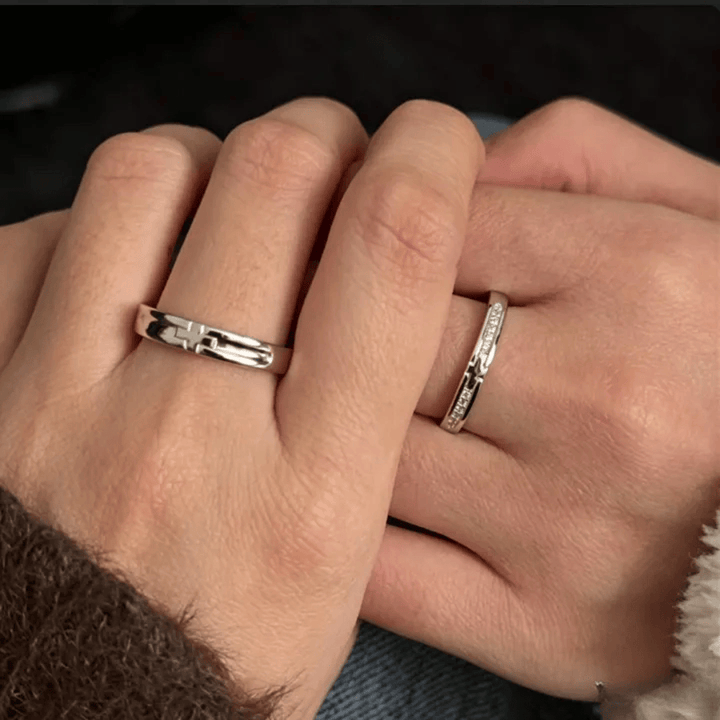 Christianartworkshop Doppelt gestaltete, verstellbare Partnerring-Sets aus Sterlingsilber mit Kreuzmotiv: Symbol des vereinten himmlischen Bundes - image 1