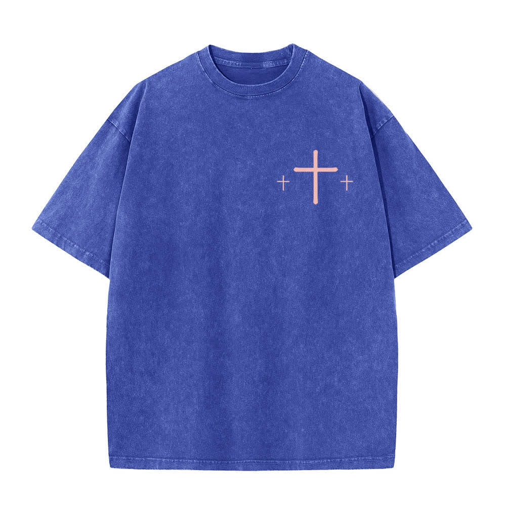 Christianartworkshop Doppelseitig bedrucktes, gewaschenes T-Shirt mit Kreuz-Schriftzug „Glaube über Angst“. - image 8