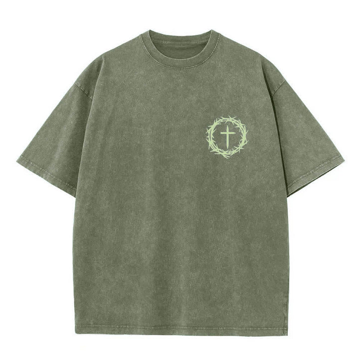 Christianartworkshop Doppelseitiges, gewaschenes T-Shirt mit Dornenkrone-Kreuz-Buchstabenprint - image 14