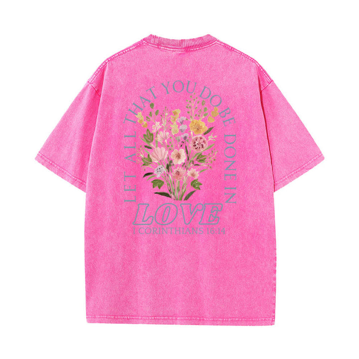 Christianartworkshop Doppelseitiges, gewaschenes T-Shirt mit floralem Kreuz-Buchstabenprint und dem Aufdruck „Alles, was du tust, soll in Liebe geschehen“. - image 13