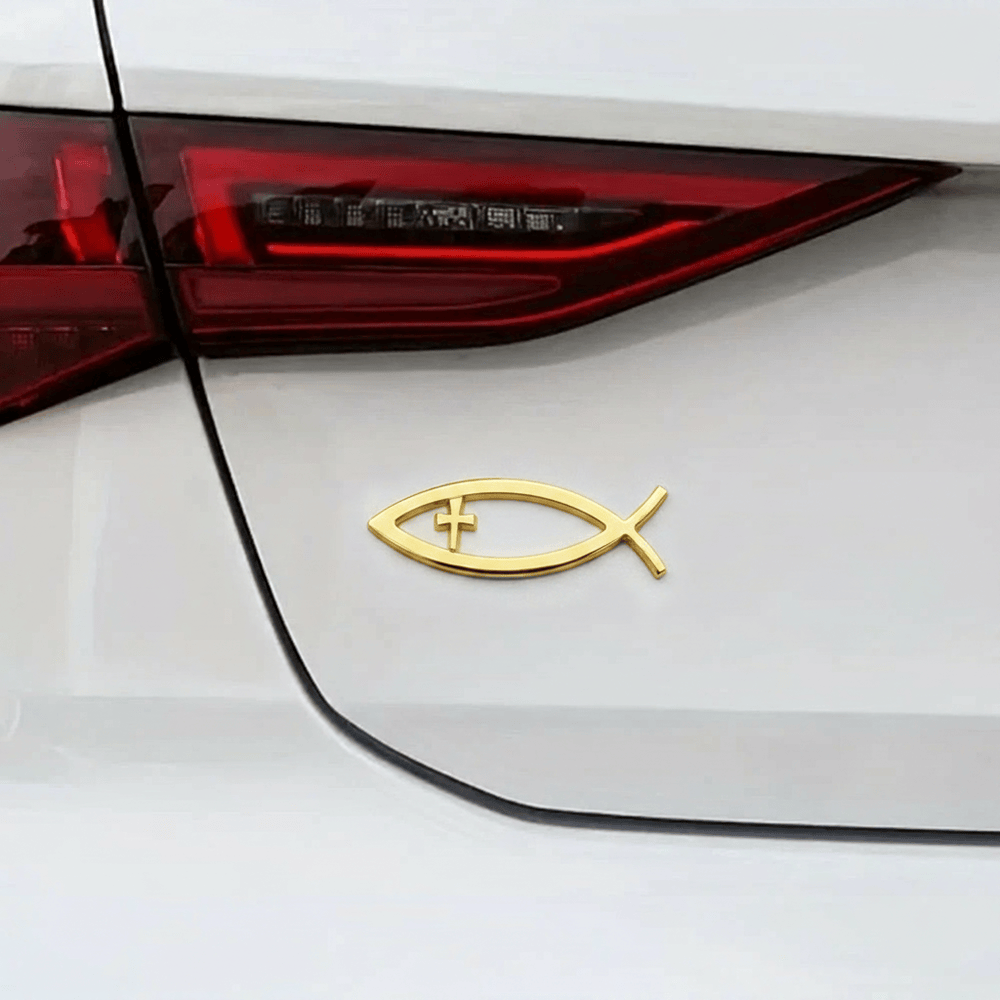 Christianartworkshop Autoaufkleber mit Ichthys-Hohlfisch-Rahmen und Kreuz: Ein Symbol für unerschütterlichen Glauben und Schutz auf der Reise - image 1
