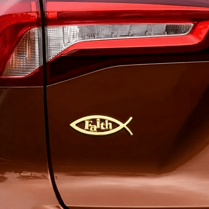 Christianartworkshop Autoaufkleber mit Ichthys-Fischumriss und erhabenem Glaubensbuchstaben: Ein Symbol unerschütterlicher Überzeugung und Verkehrssicherheit - image 1