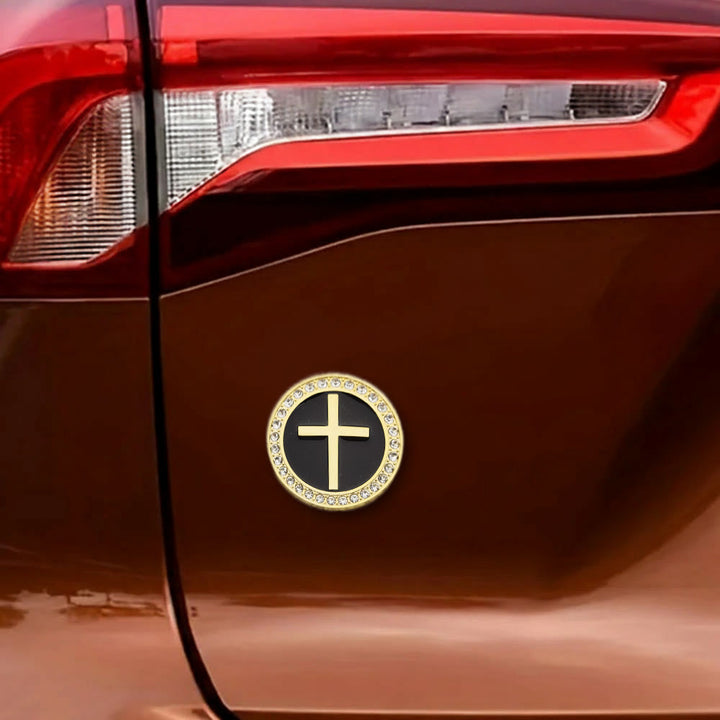 Christianartworkshop Strassbesetzter, runder Autoaufkleber mit erhabenem Kreuz: Ein Symbol göttlicher Gnade und umfassenden Reiseschutz - image 1
