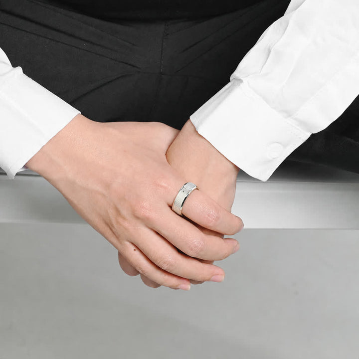 Christianartworkshop Ring aus Edelstahl mit tiefem Kreuz und Vaterunser: Symbol des unerschütterlichen Glaubens an den Himmel - image 3