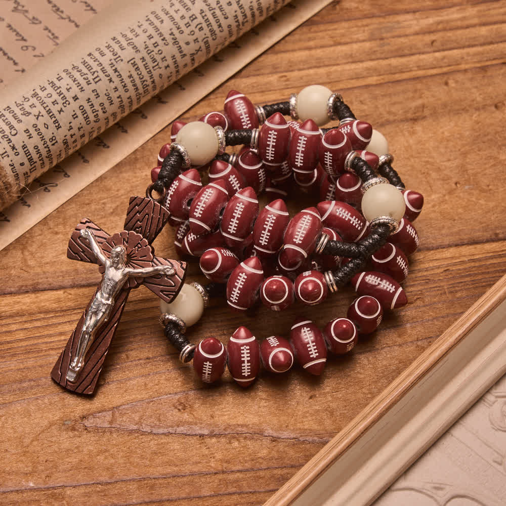 Christianartworkshop Rosenkranz aus geformten Perlen mit geknoteter Kordel und Kruzifix in Holzoptik: Symbol für mutige himmlische Beharrlichkeit - image 1