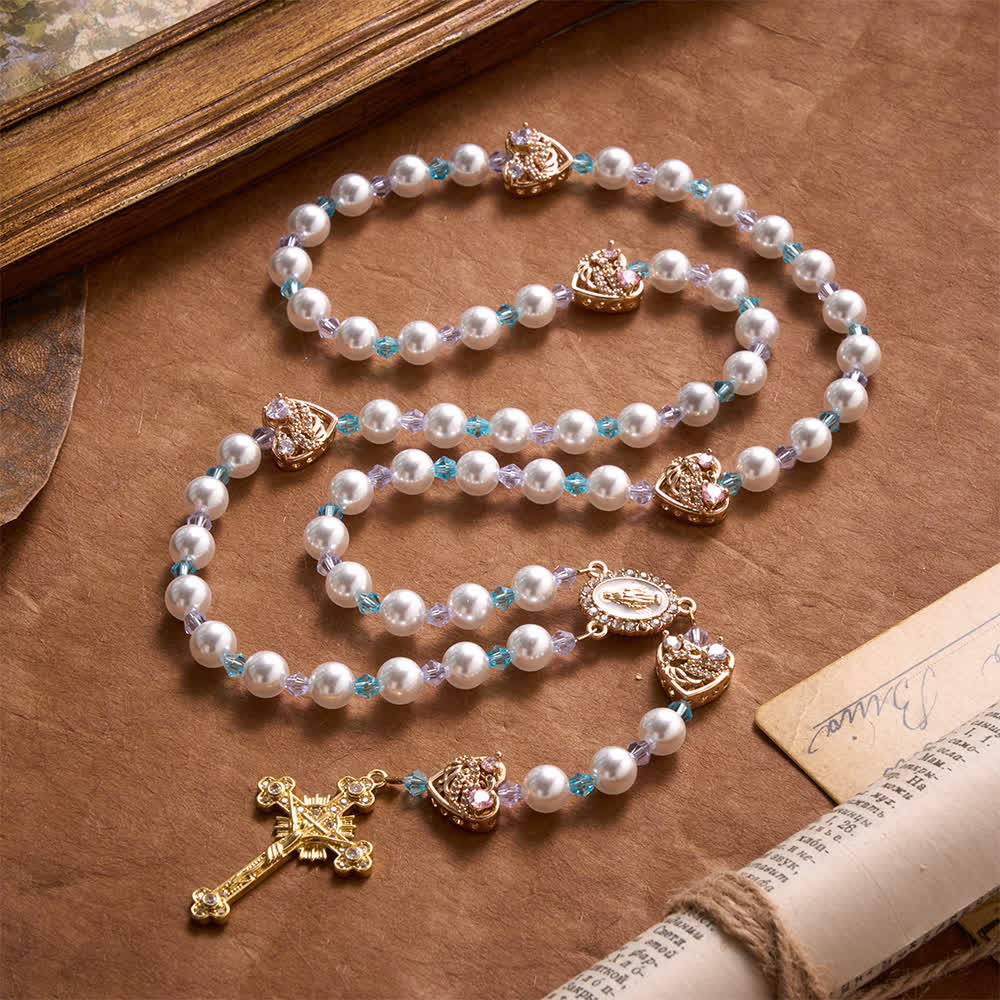 Christianartworkshop Glänzender Rosenkranz aus Imitationsperlen mit Strass-Schwanenherz-Anhängern, Marienmedaille und juwelenbesetztem Kruzifix - Perlenrosenkranz - image 0