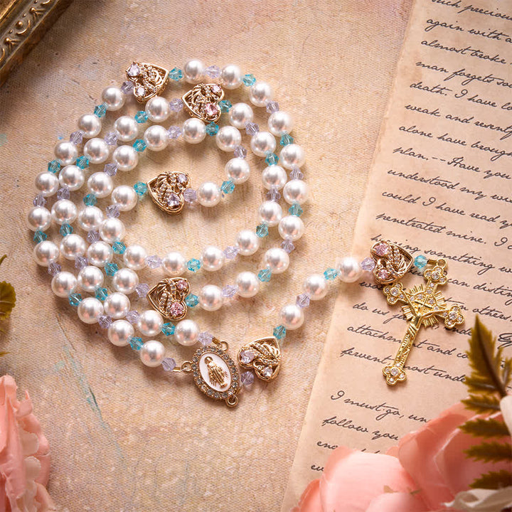 Christianartworkshop Glänzender Rosenkranz aus Imitationsperlen mit Strass-Schwanenherz-Anhängern, Marienmedaille und juwelenbesetztem Kruzifix - image 3