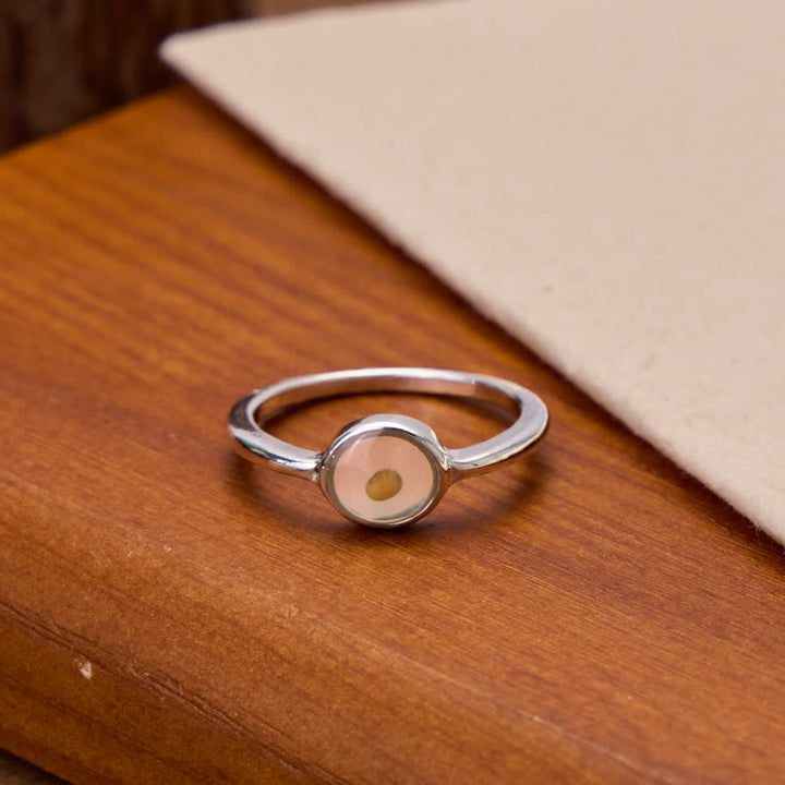 Christianartworkshop Minimalistischer, polierter Ring mit Senfkorn-Fassung: Symbol unerschütterlichen himmlischen Glaubens - US 10 - image 0