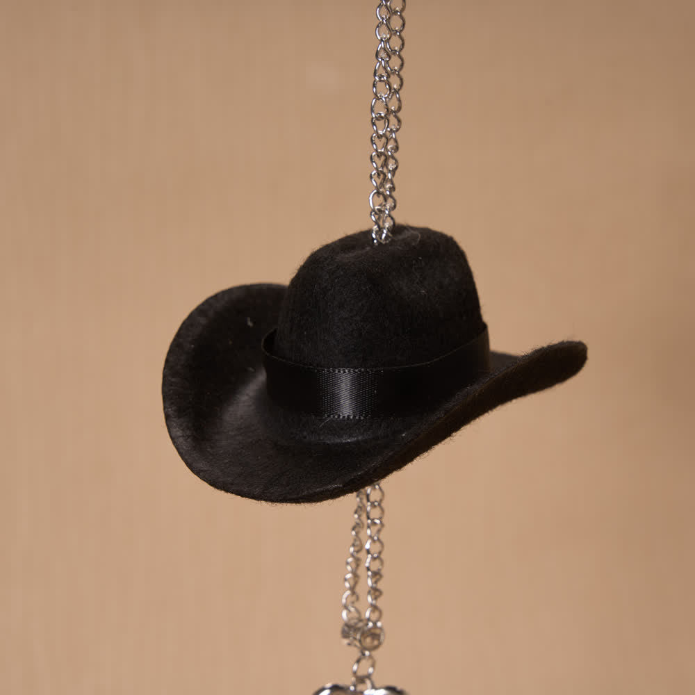 Christianartworkshop Cowboyhut-Anhänger mit Engelsflügeln und Holzkreuz: Zeitloses Zeichen des treuen himmlischen Schutzes - image 8