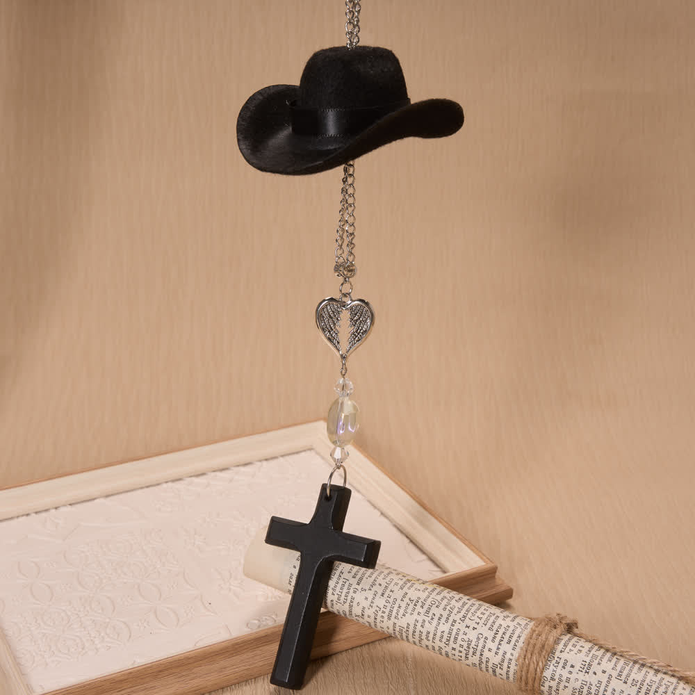 Christianartworkshop Cowboyhut-Anhänger mit Engelsflügeln und Holzkreuz: Zeitloses Zeichen des treuen himmlischen Schutzes - image 7