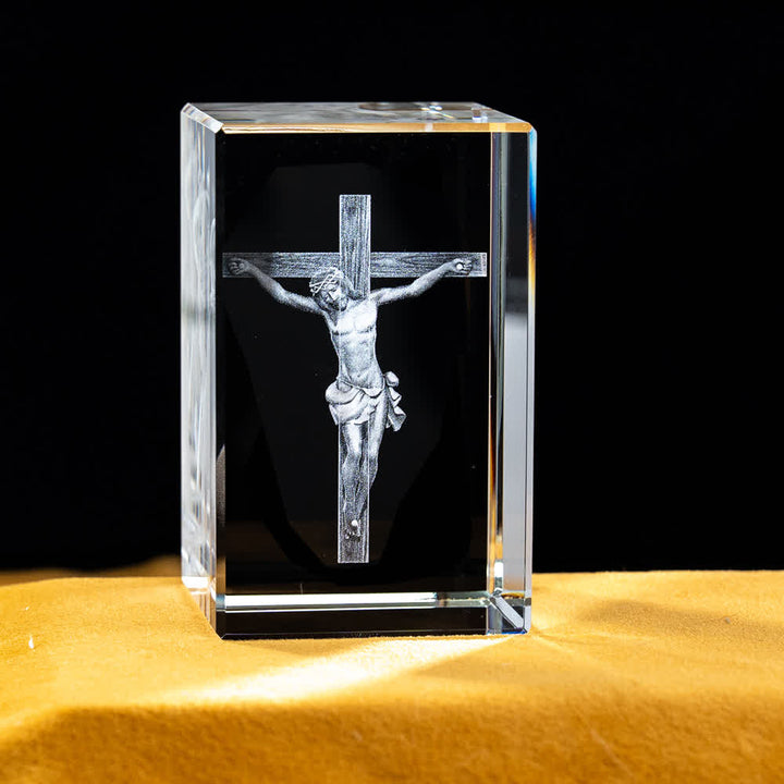 Christianartworkshop Mehrfarbig gravierte heilige Kristallfigur für Schreibtischdekoration und Andachtsdekoration - Kreuzigung Jesu - 5x5x8cm - image 11