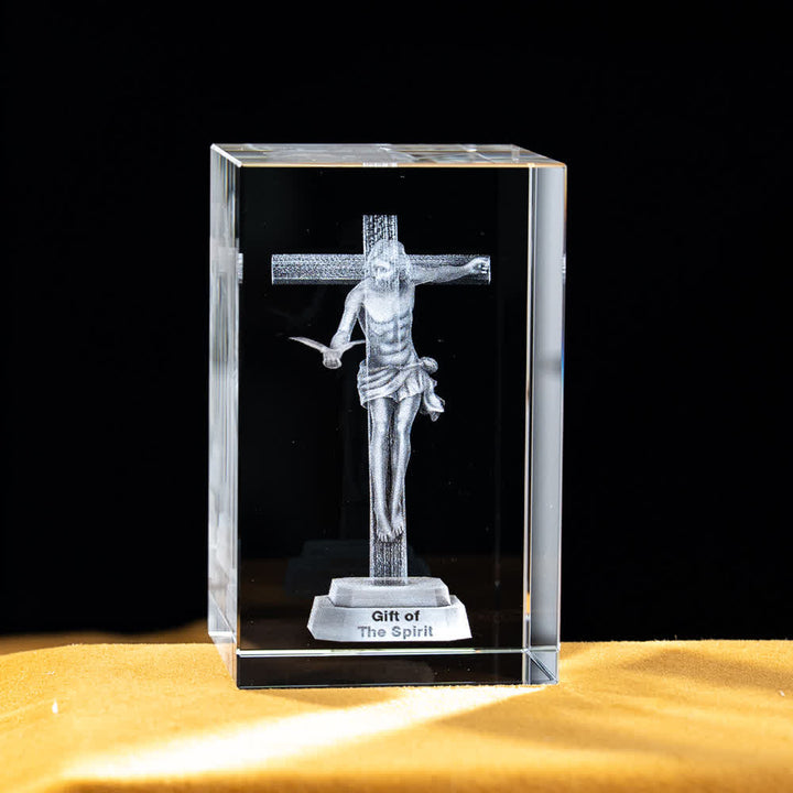 Christianartworkshop Mehrfarbig gravierte heilige Kristallfigur für Schreibtischdekoration und Andachtsdekoration - Kruzifix mit Heiliger-Geist-Taube - 5x5x8cm - image 26