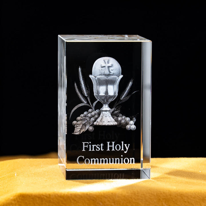 Christianartworkshop Mehrfarbig gravierte heilige Kristallfigur für Schreibtischdekoration und Andachtsdekoration - Kelch der Erstkommunion - 5x5x8cm - image 29