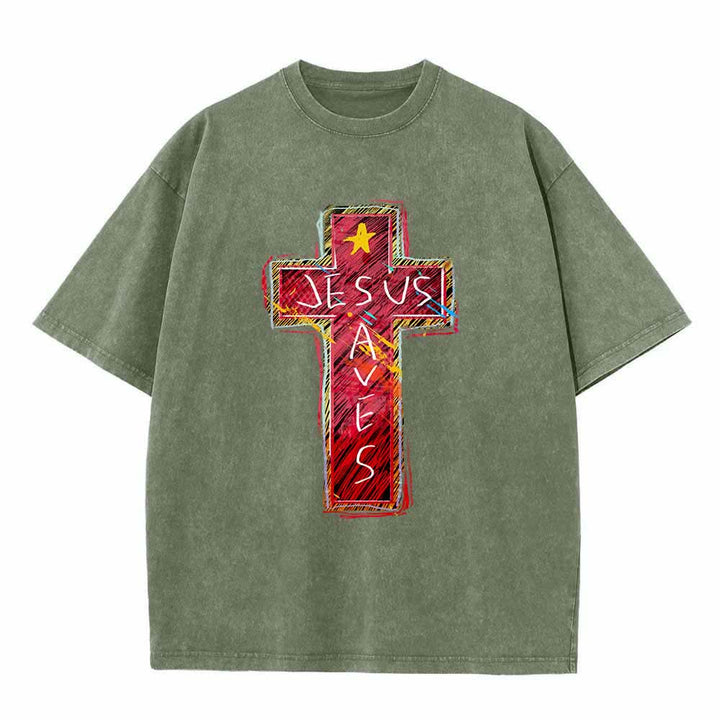 Christianartworkshop Großformatiges, gewaschenes T-Shirt mit leuchtend rotem Skizzenkreuz, Aufschrift „Jesus rettet“, Buchstabenstern-Akzenten - Armeegrün - 5XL - image 8