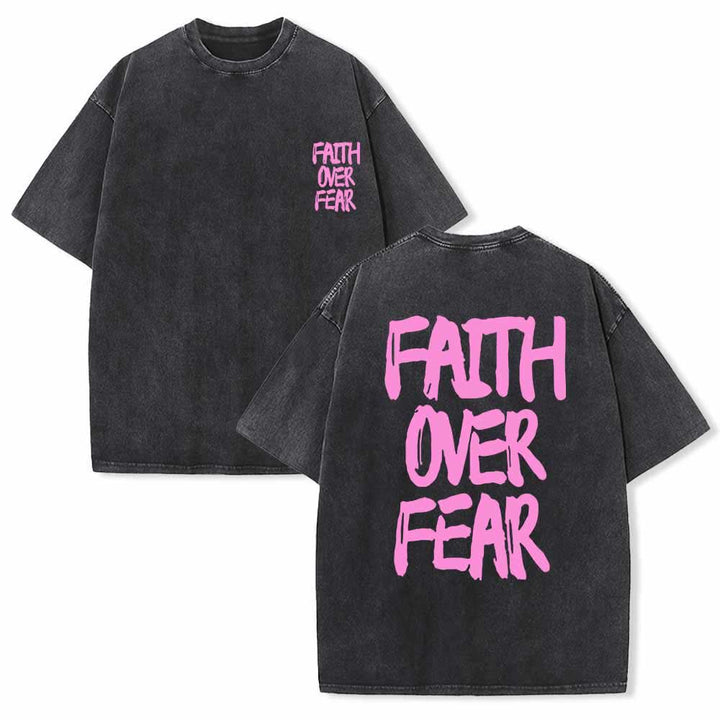 Christianartworkshop Glaube statt Angst – T-Shirt mit Pinselstrich-Schriftart, Mini-Print auf der Vorderseite, großer Text auf der Rückseite, beidseitig bedruckt, vorgewaschen - Schwarz - 5XL - image 24