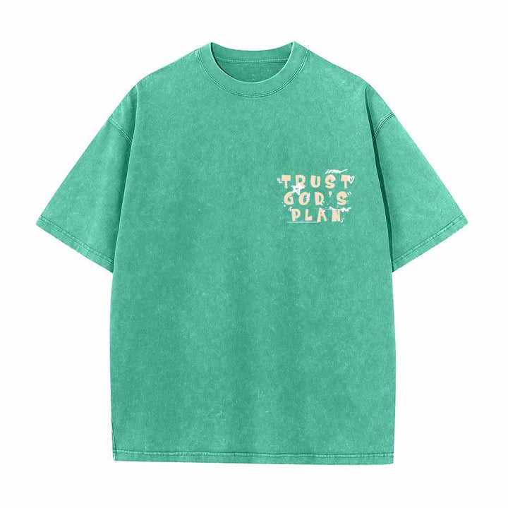 Christianartworkshop Vertraue auf Gottes Plan – Graffiti-Schriftart, Mini-Druck auf der Vorderseite, großer Text auf der Rückseite, Römer 8,28, doppelseitig bedrucktes, gewaschenes T-Shirt - image 2