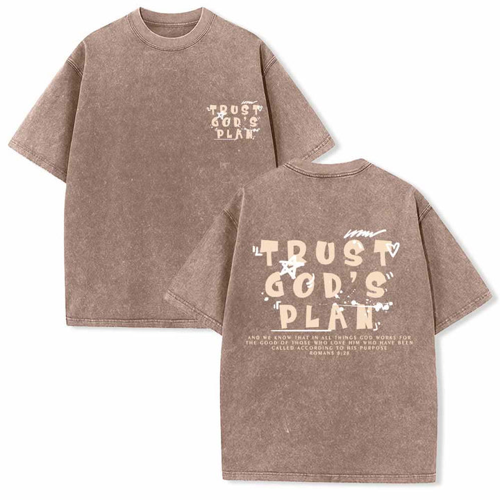 Christianartworkshop Vertraue auf Gottes Plan – Graffiti-Schriftart, Mini-Druck auf der Vorderseite, großer Text auf der Rückseite, Römer 8,28, doppelseitig bedrucktes, gewaschenes T-Shirt - Braun - 5XL - image 21